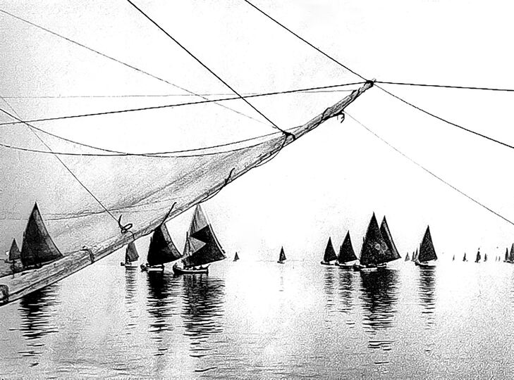 Rientro dalla pesca a Castellammare Adriatico in una foto anni ’30. Arch. Francesco Feola